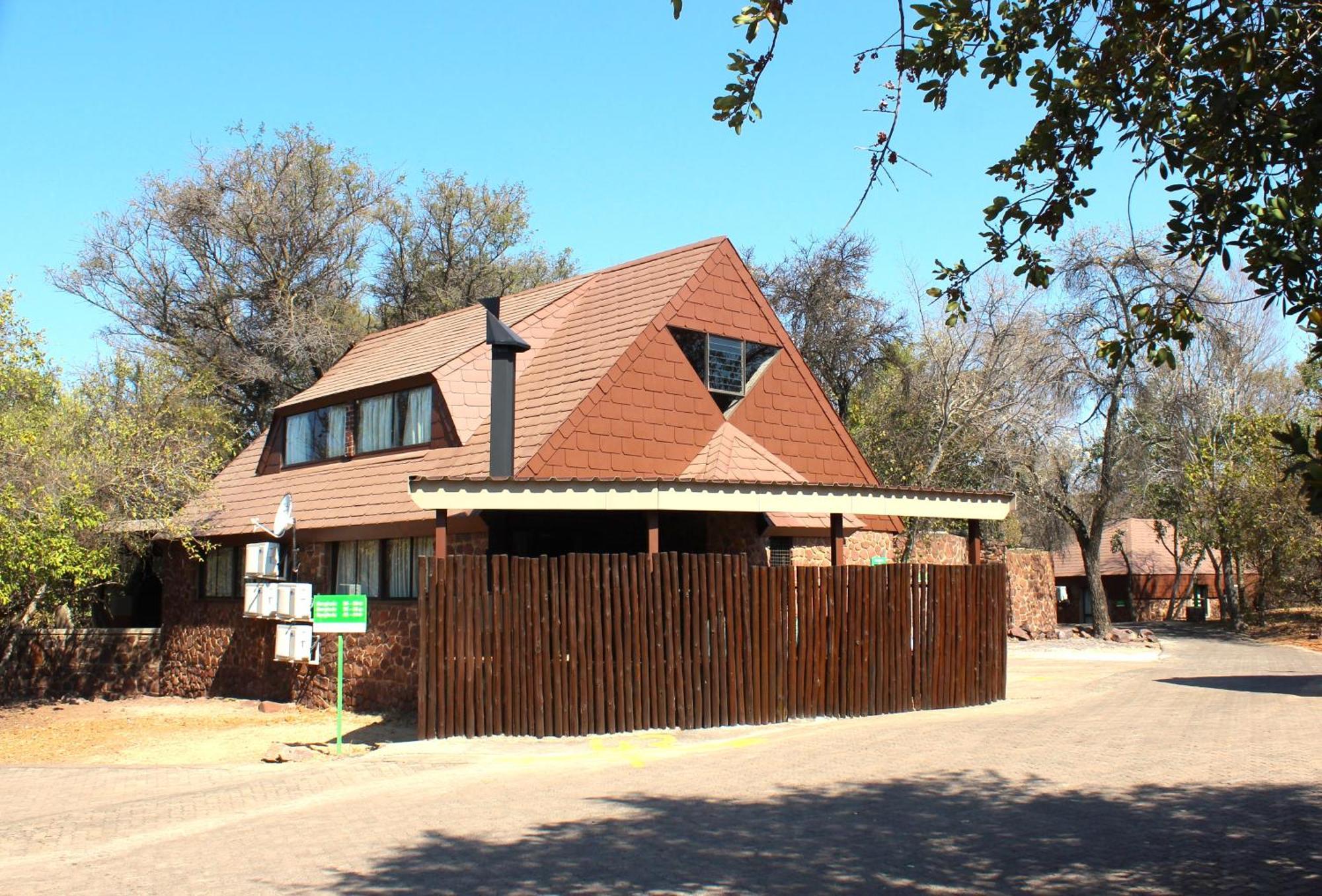 Hotel Atkv Klein-Kariba Bela-Bela Exterior foto